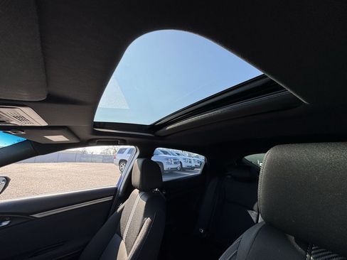 Used 2018 Honda Civic EX image 27