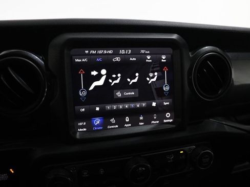 Used 2021 Jeep Wrangler Unlimited Sport AWD/4WD image 24