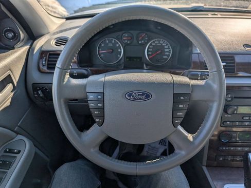 Used 2007 Ford Five Hundred SEL image 16