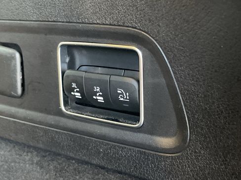 Certified 2023 Mercedes-Benz GLS 450 4MATIC image 11