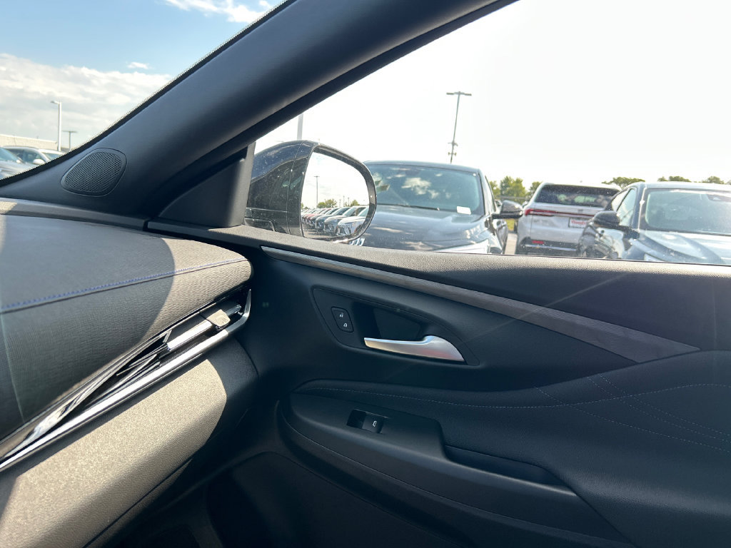 New 2026 Buick Envista Sport Touring w/ Convenience I Package FWD image 28