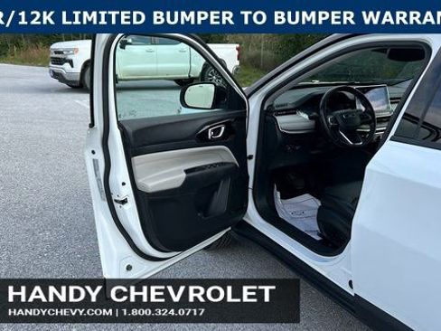 Used 2022 Jeep Compass Limited image 12