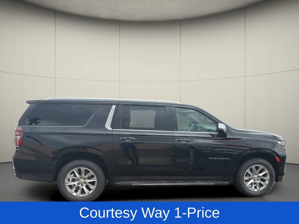 Used 2023 Chevrolet Suburban Premier RWD image 11