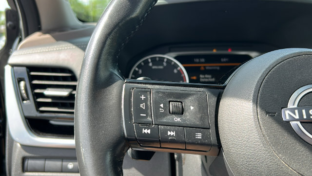 Certified 2023 Nissan Rogue SL w/ SL Premium Package AWD/4WD image 15