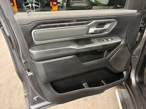 Used 2019 RAM 1500 Big Horn AWD/4WD image 12