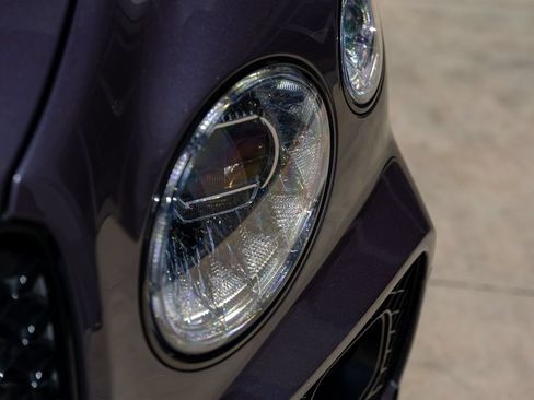 Certified 2023 Bentley Bentayga AWD/4WD image 9