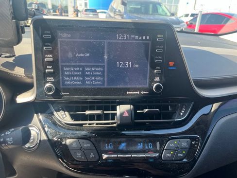 Used 2021 Toyota C-HR Limited FWD image 15
