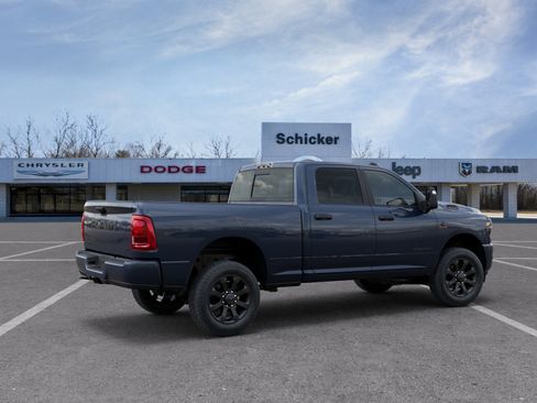 New 2026 RAM 3500 Big Horn AWD/4WD image 35