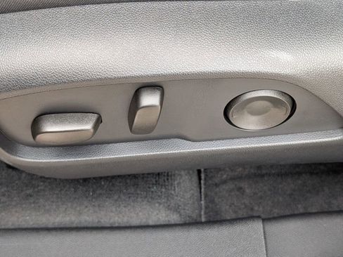 New 2026 Chevrolet Equinox RS w/ LPO, Floor Liner Package FWD image 16
