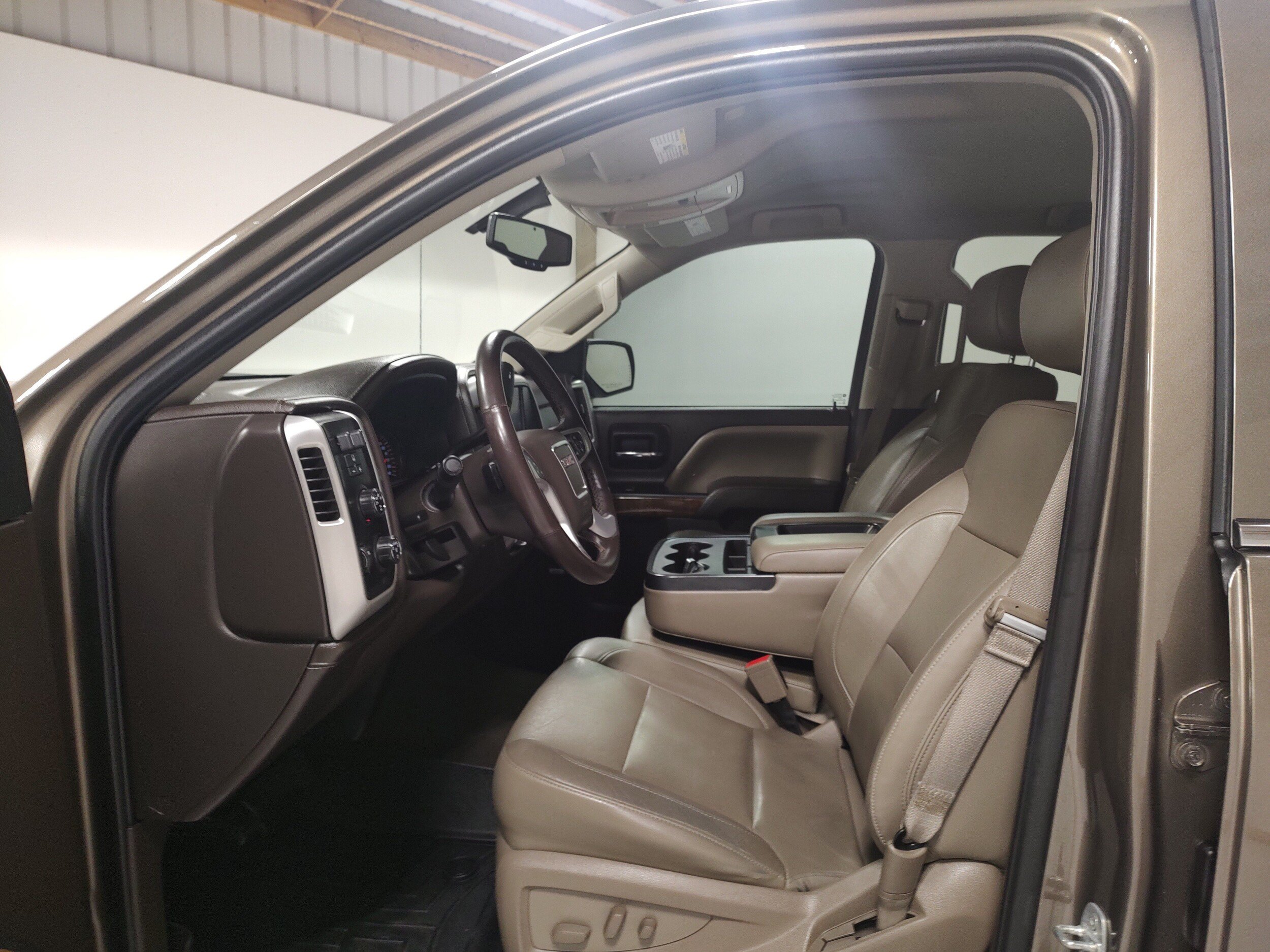 Used 2014 GMC Sierra 1500 SLT w/ SLT Crew Cab Value Package AWD/4WD image 9