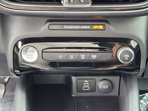 Used 2025 Ford Escape ST-Line Select w/ Tech Pack #1 AWD/4WD image 26
