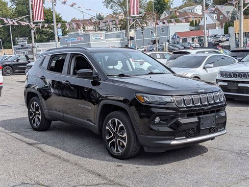 Used 2022 Jeep Compass Limited image 4