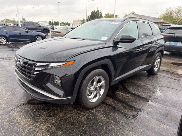 Used 2024 Hyundai Tucson SEL FWD image 2