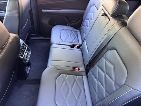 New 2026 Volkswagen Atlas SE image 31