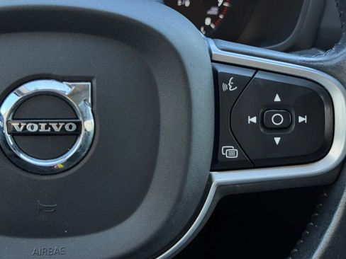 Used 2020 Volvo S60 T5 Momentum FWD image 29