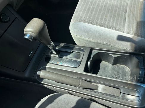 Used 2006 Toyota Camry LE image 38