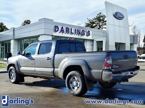 Used 2014 Toyota Tacoma 4x4 Double Cab w/ SR5 Package image 5