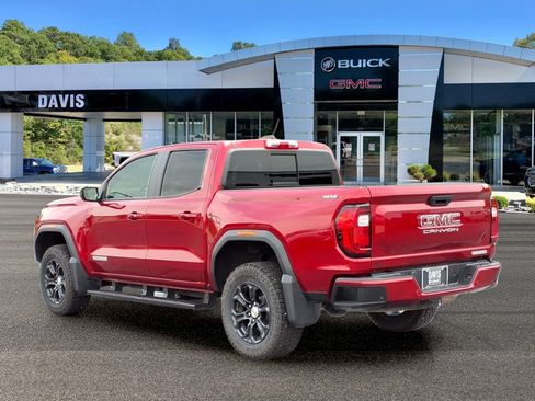 Used 2023 GMC Canyon Elevation w/ Elevation Premium Package AWD/4WD image 4