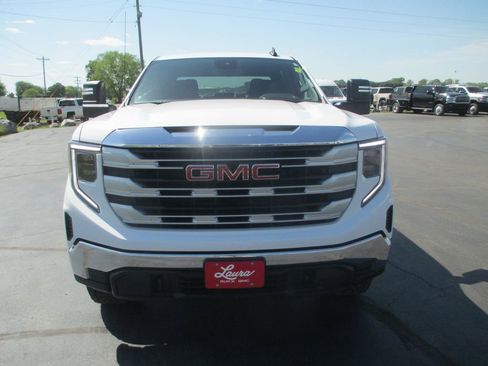 Used 2024 GMC Sierra 1500 SLE w/ Max Trailering Package image 13