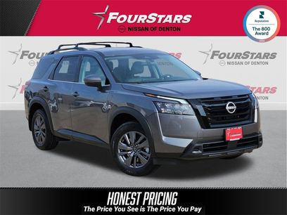 New 2025 Nissan Pathfinder SV