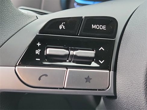 New 2026 Hyundai Elantra SE image 8