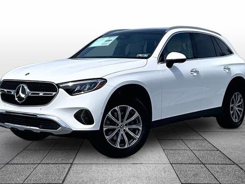 New 2026 Mercedes-Benz GLC 300 4MATIC image 2