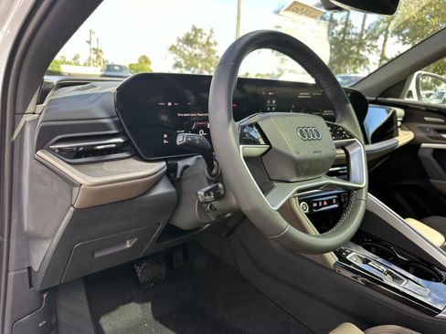 New 2025 Audi Q5 Premium Plus image 19