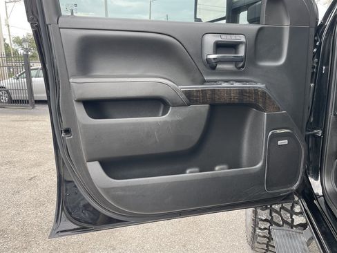 Used 2015 GMC Sierra 2500 Denali w/ Duramax Plus Package AWD/4WD image 41