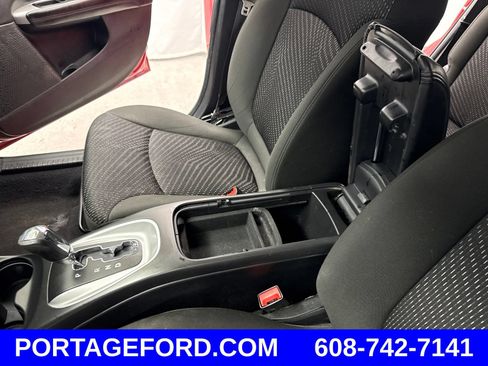 Used 2019 Dodge Journey SE FWD image 20