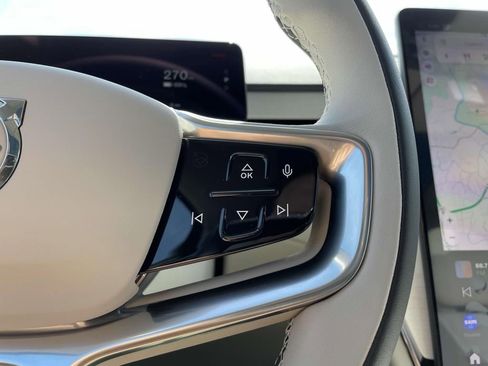 New 2025 Volvo EX90 Plus w/ Protection Package Premier image 12