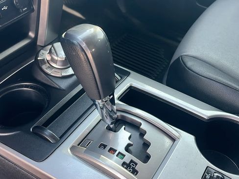 Used 2021 Toyota 4Runner SR5 Premium image 13