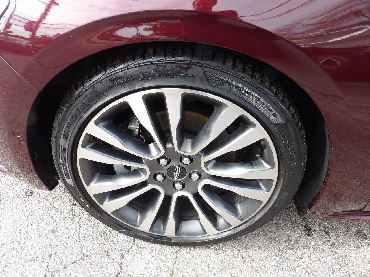 Used 2018 Lincoln Continental Reserve AWD/4WD image 6