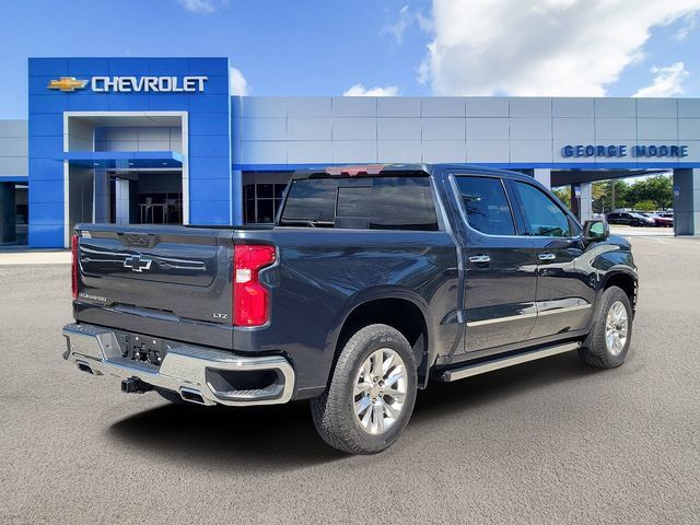 Certified 2021 Chevrolet Silverado 1500 LTZ w/ Technology Package AWD/4WD image 4