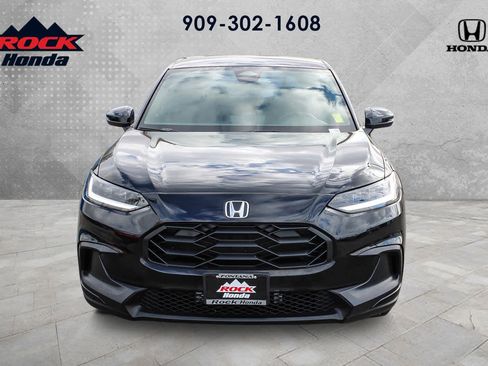 Certified 2025 Honda HR-V Sport image 2