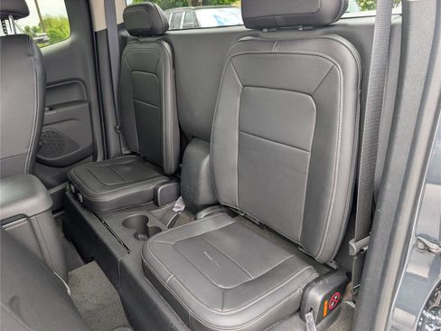 Used 2015 Chevrolet Colorado LT w/ Luxury Package AWD/4WD image 13