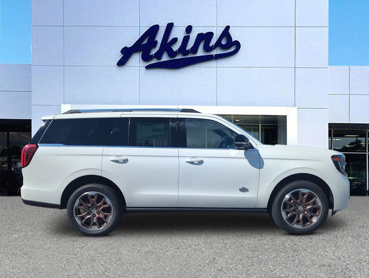 New 2026 Ford Expedition King Ranch AWD/4WD image 1