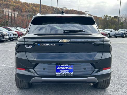 New 2026 Chevrolet Equinox EV LT image 3