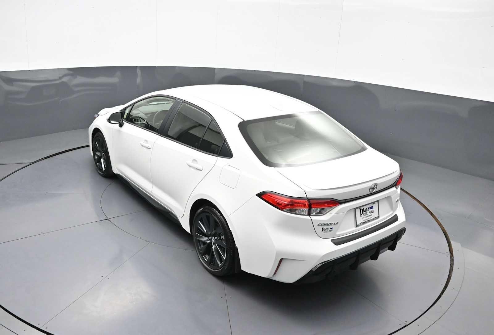Certified 2026 Toyota Corolla SE FWD image 39