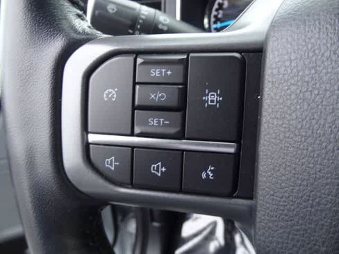 Used 2022 Ford F150 XLT w/ Equipment Group 302A High image 18