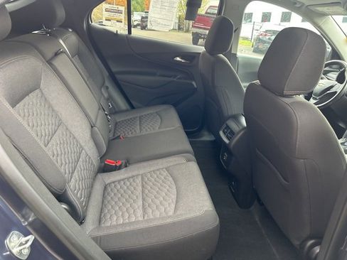 Used 2019 Chevrolet Equinox LT w/ Sun & Navigation Package image 9