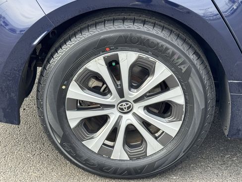 Used 2022 Toyota Corolla LE image 34