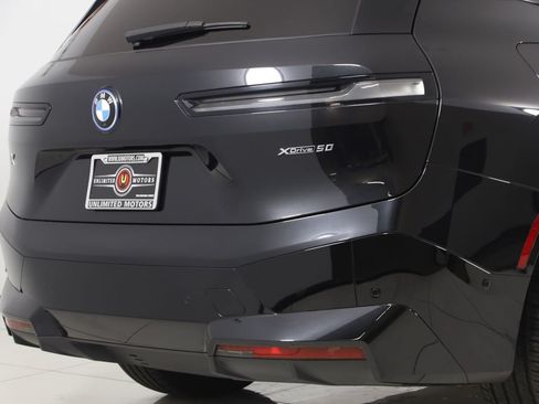 Used 2024 BMW iX xDrive50 w/ Premium Package AWD/4WD image 47