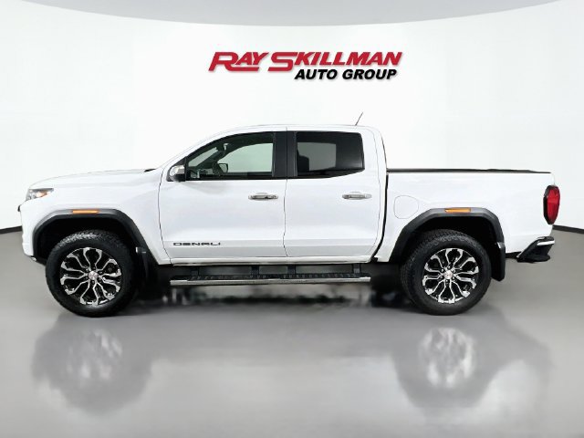 Used 2025 GMC Canyon Denali AWD/4WD image 4