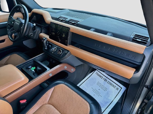 Used 2023 Land Rover Defender 130 X AWD/4WD image 13