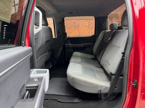 Certified 2022 Ford F150 XLT w/ Equipment Group 301A Mid image 24