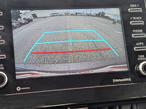 Used 2023 Toyota Camry SE image 23