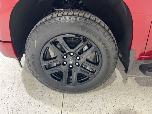 New 2026 Chevrolet Silverado 1500 RST w/ Dark Appearance Package image 31