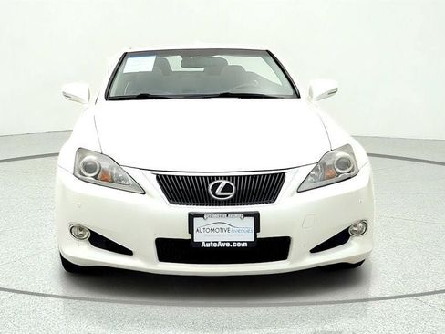 Used 2013 Lexus IS 250C w/ Luxury Pkg RWD image 2