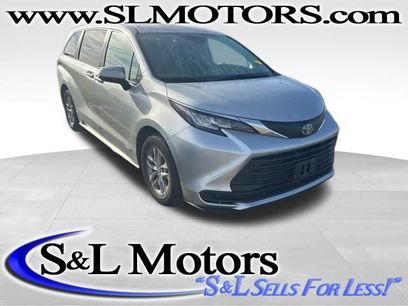 Used 2021 Toyota Sienna LE