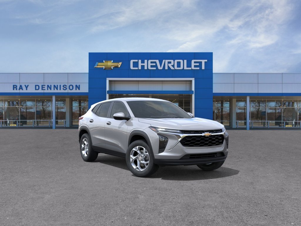New 2026 Chevrolet Trax LS w/ LS Convenience Package FWD image 5